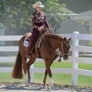 Meet your Posher, Jen